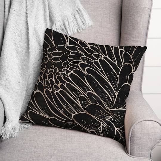 Floral Etching 18" x 18" Indoor/Outdoor Pillow